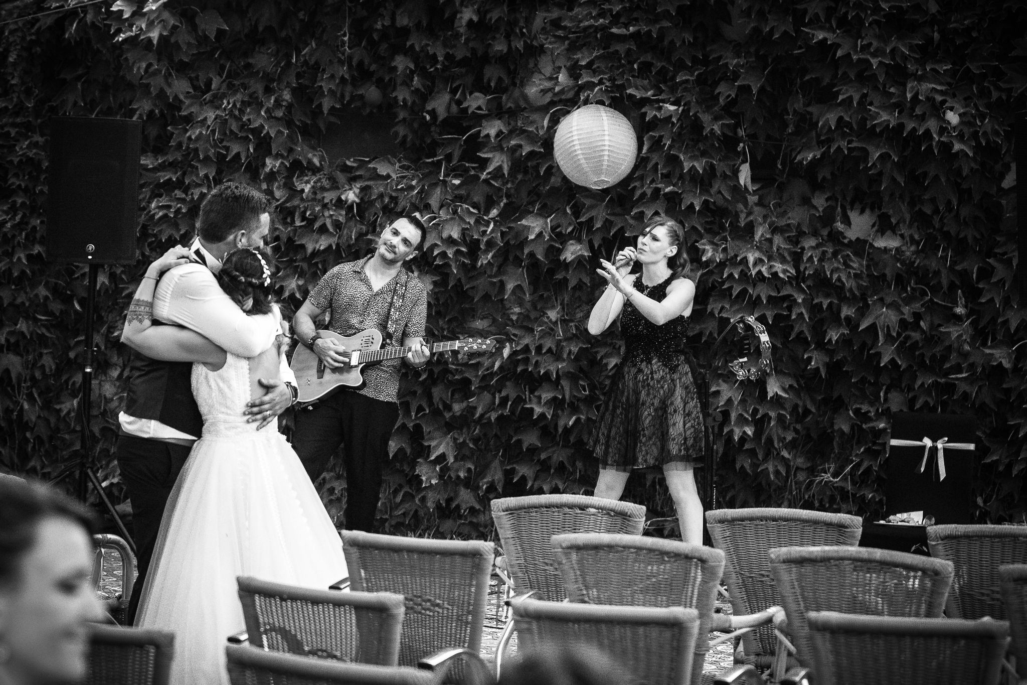Jenny & David – London acoustic musicians on stage