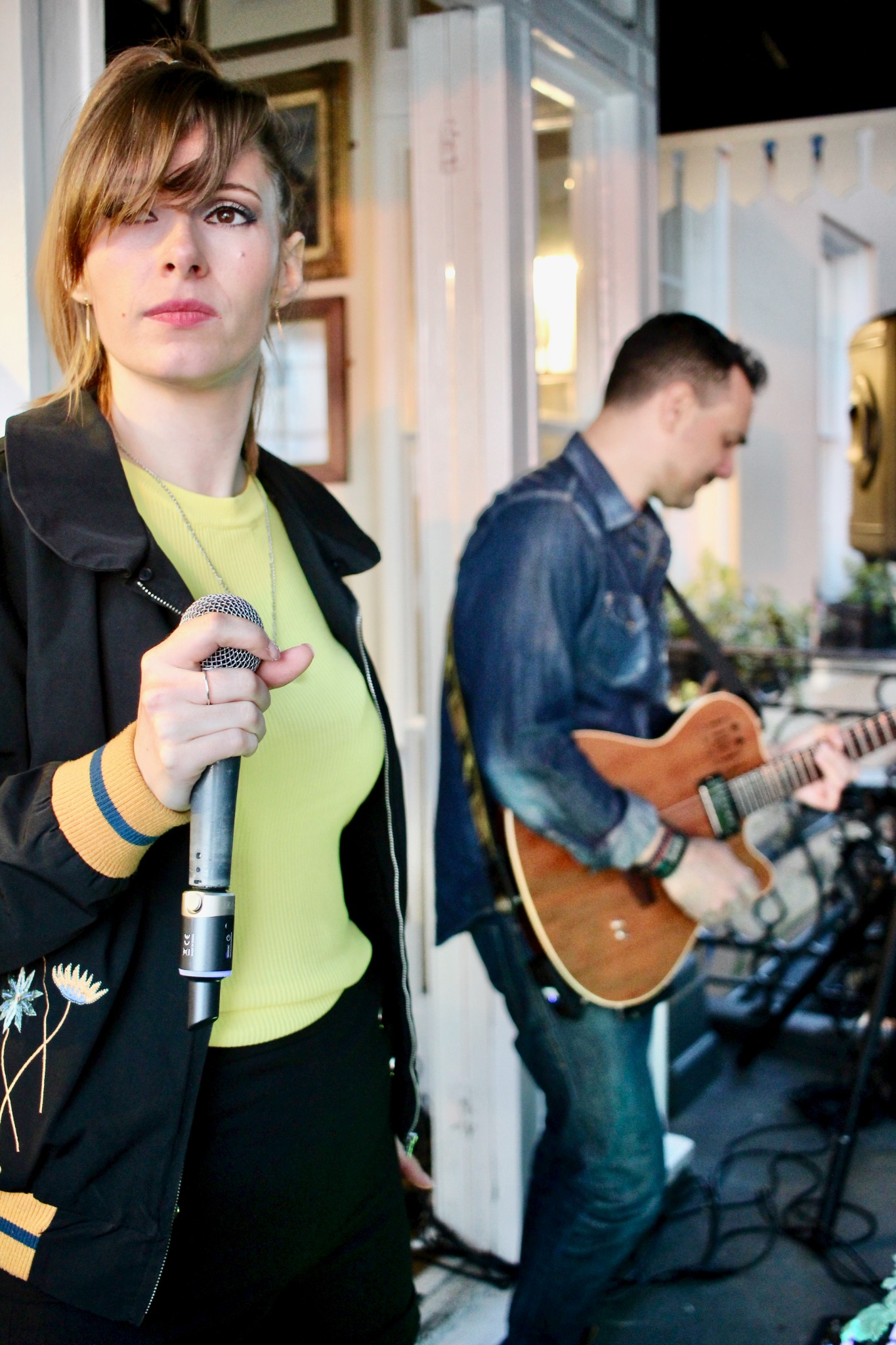 Jenny & David live performance – acoustic music in Greater London